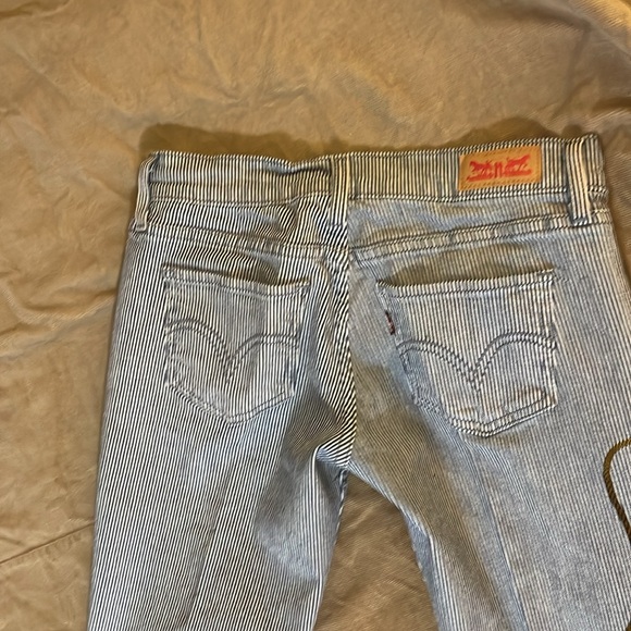 Levi 524 skinny jean
size W26 L32 - Picture 5 of 8